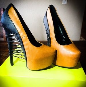 Tan pumps never worn